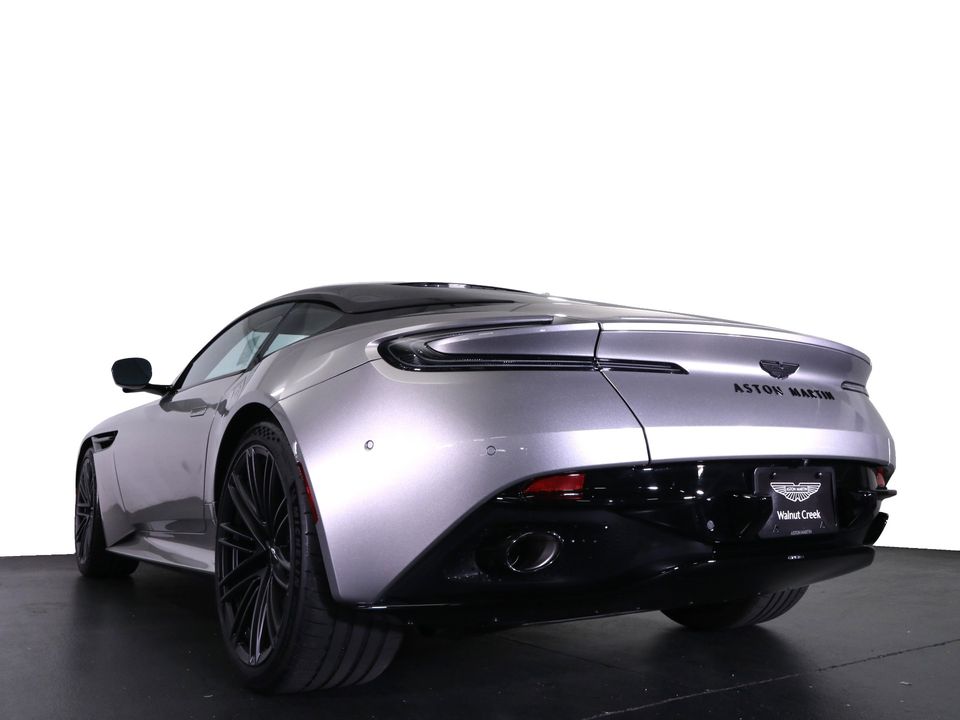 2025 Aston Martin DB12