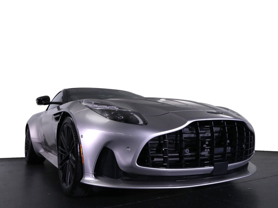 2025 Aston Martin DB12