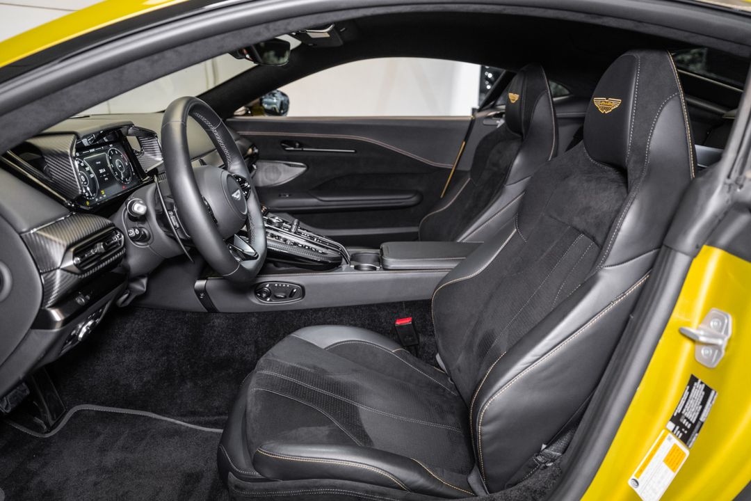 2025 Aston Martin Vantage