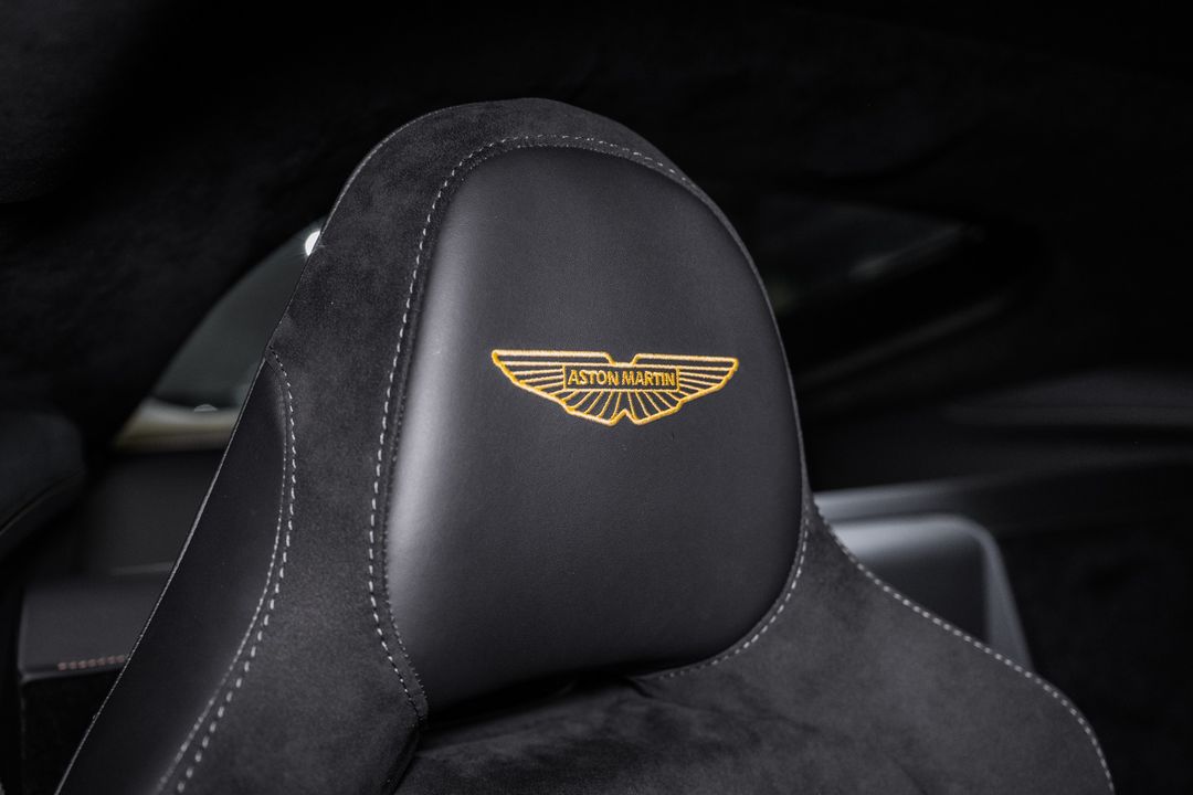 2025 Aston Martin Vantage