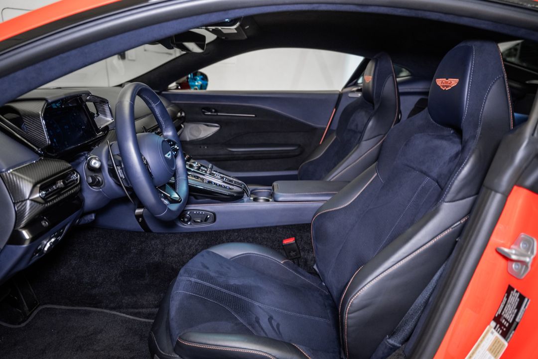 2025 Aston Martin Vantage