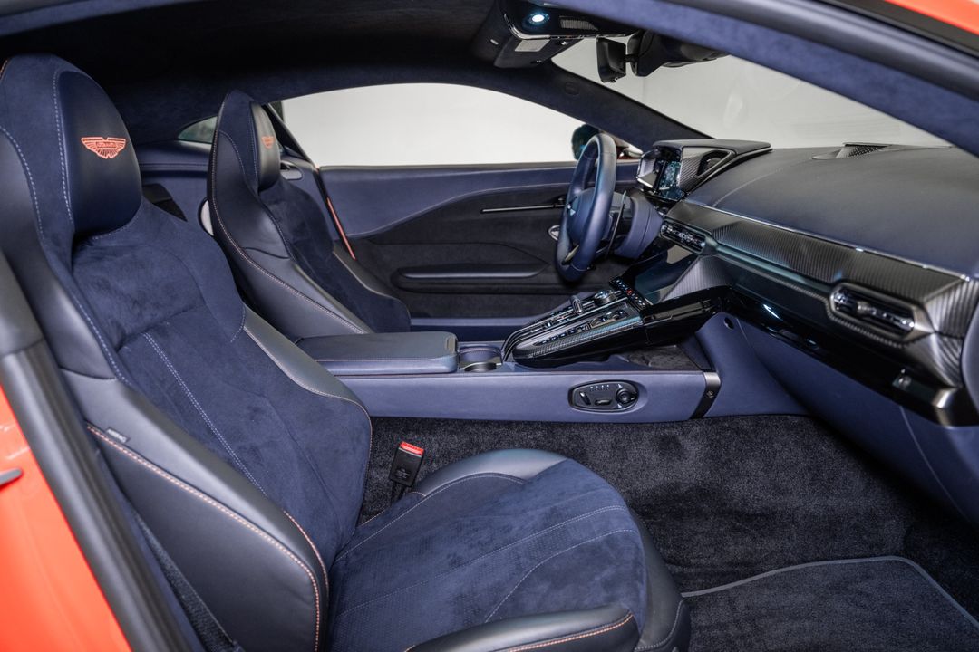 2025 Aston Martin Vantage