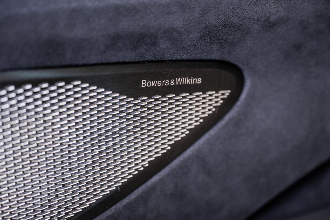 2025 Aston Martin Vantage