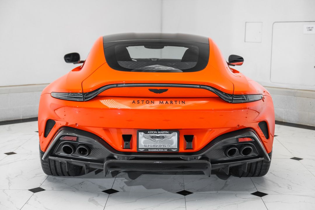 2025 Aston Martin Vantage
