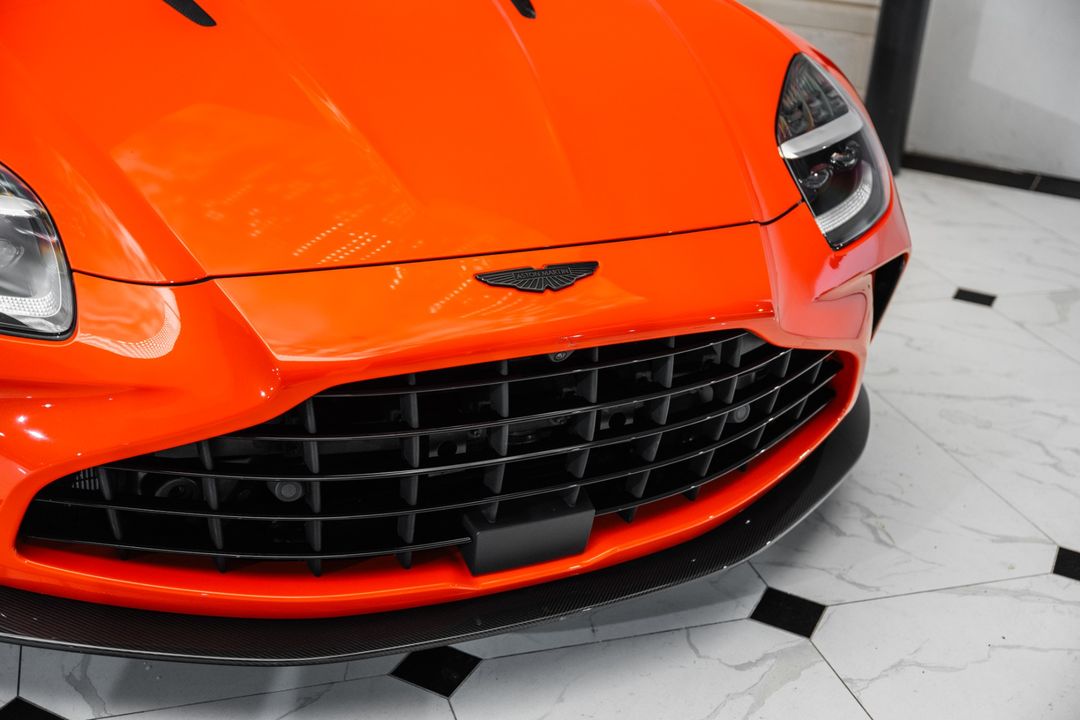 2025 Aston Martin Vantage