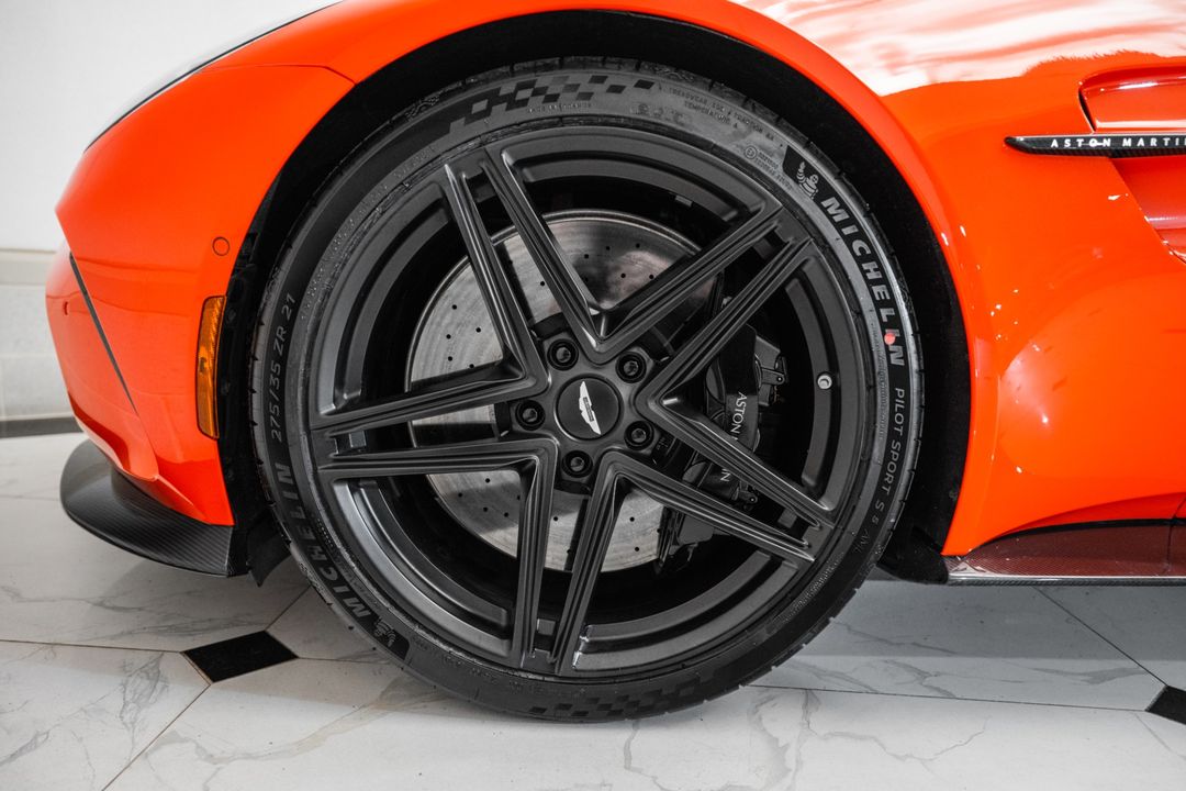 2025 Aston Martin Vantage