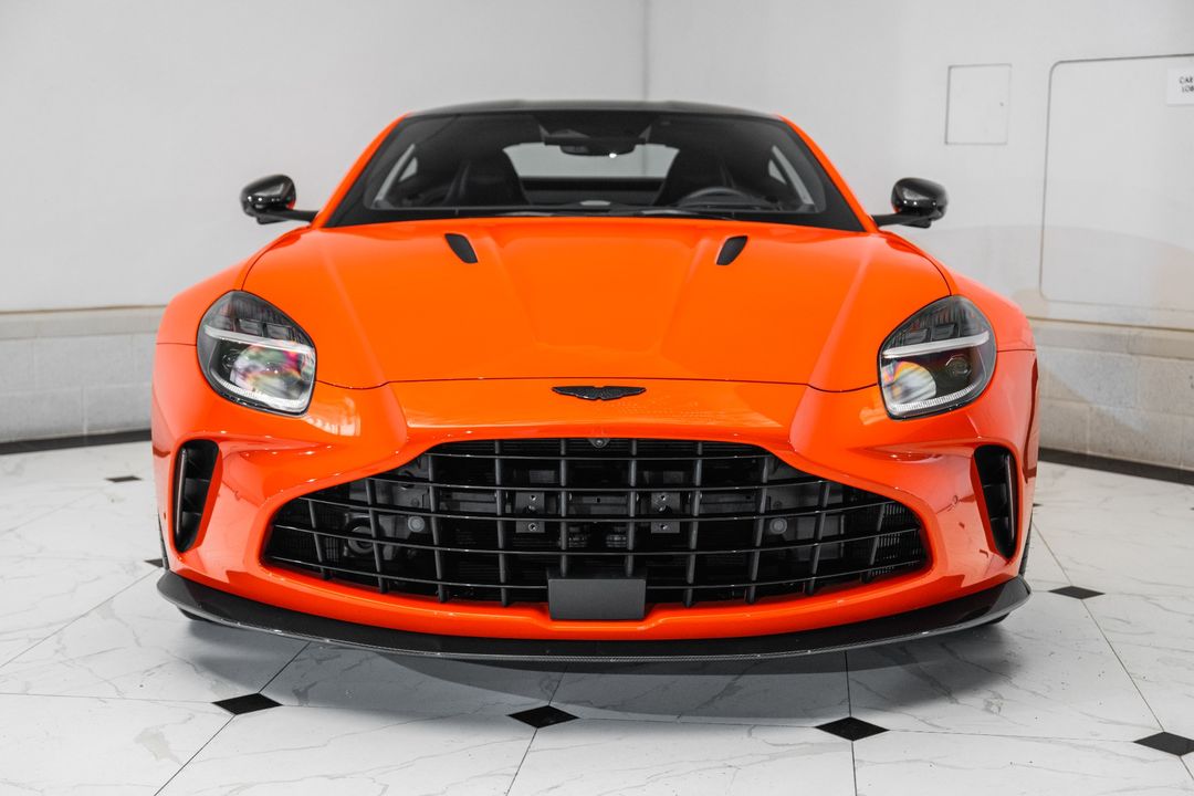 2025 Aston Martin Vantage