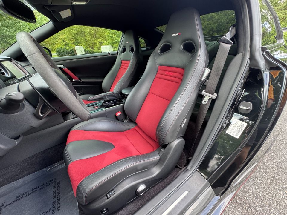 2016 Nissan GT-R NISMO