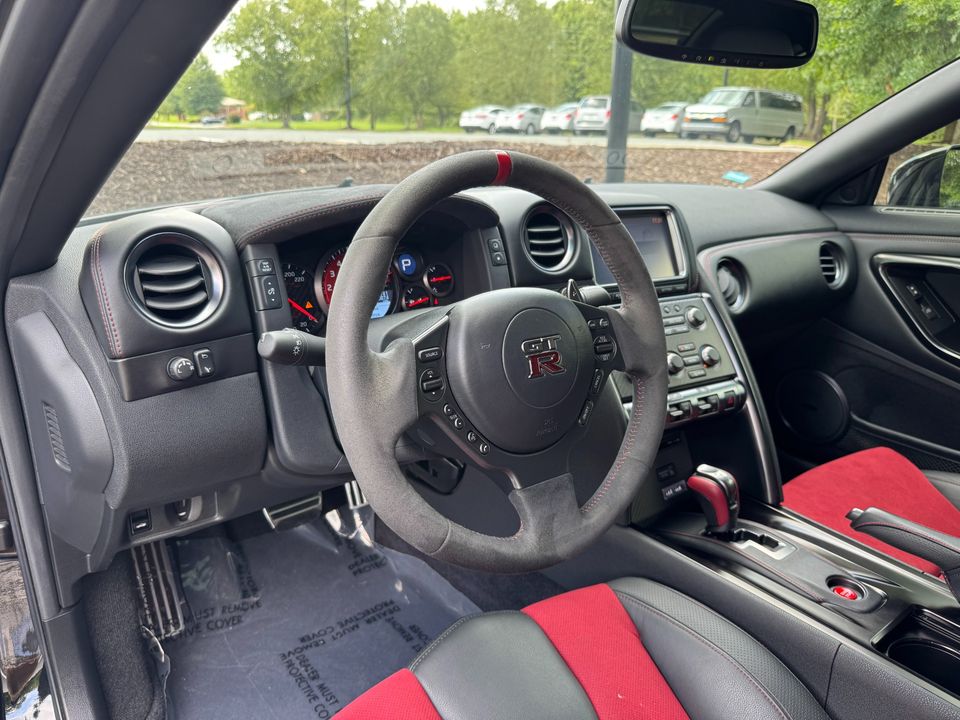 2016 Nissan GT-R NISMO