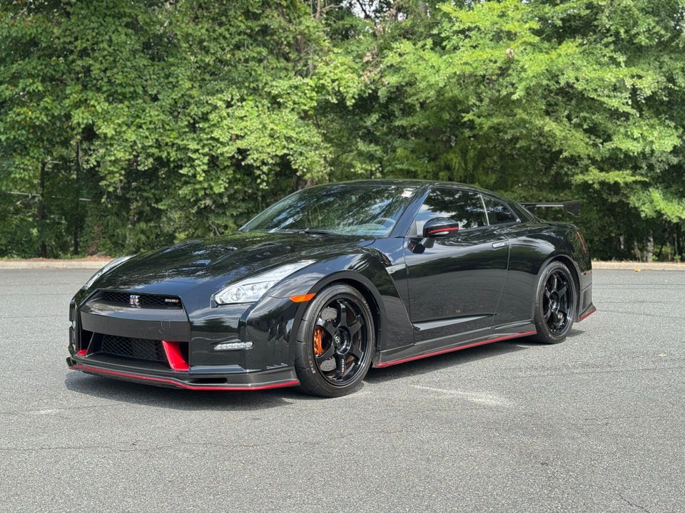 2016 Nissan GT-R NISMO