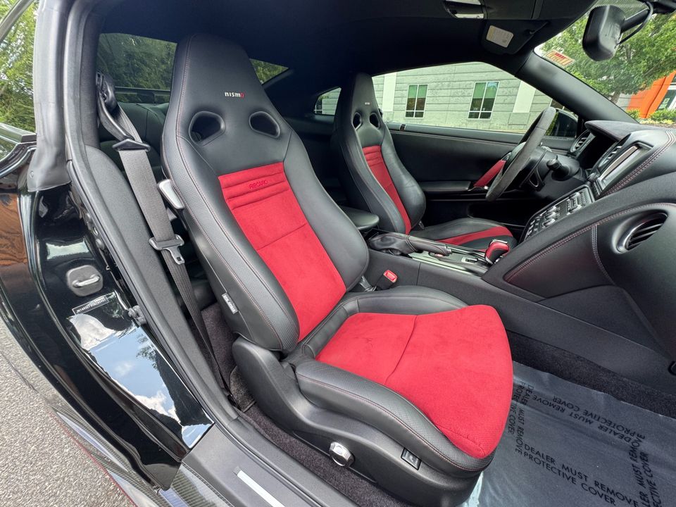 2016 Nissan GT-R NISMO