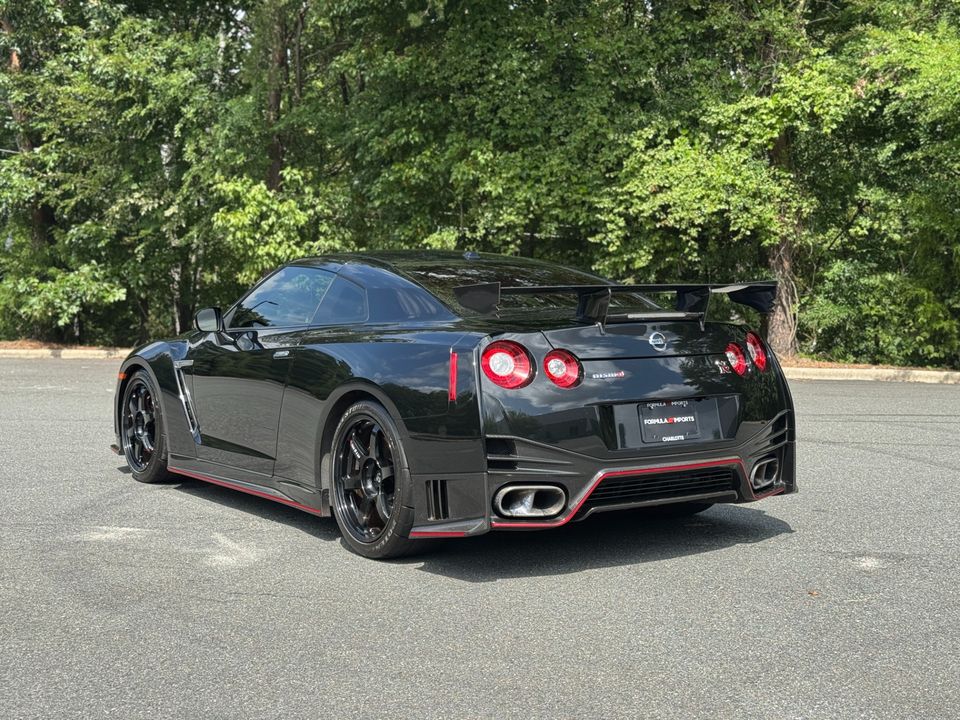 2016 Nissan GT-R NISMO