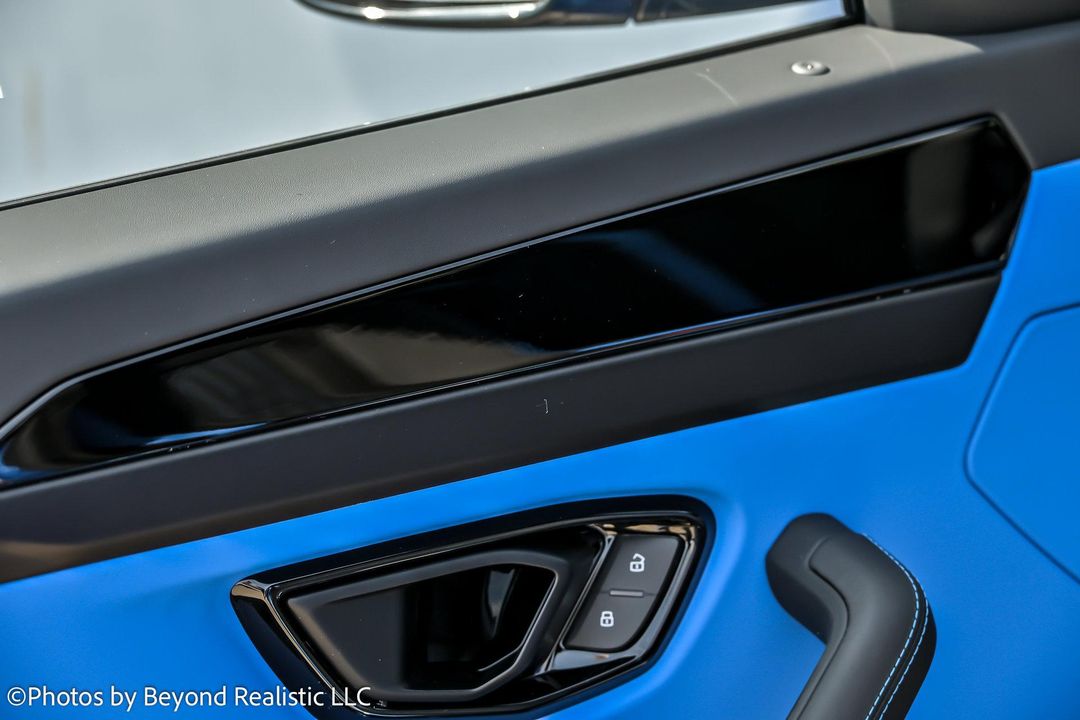 2025 Lamborghini Urus