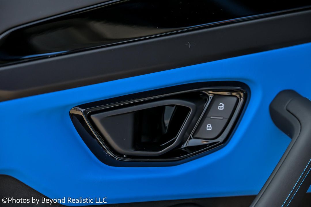2025 Lamborghini Urus