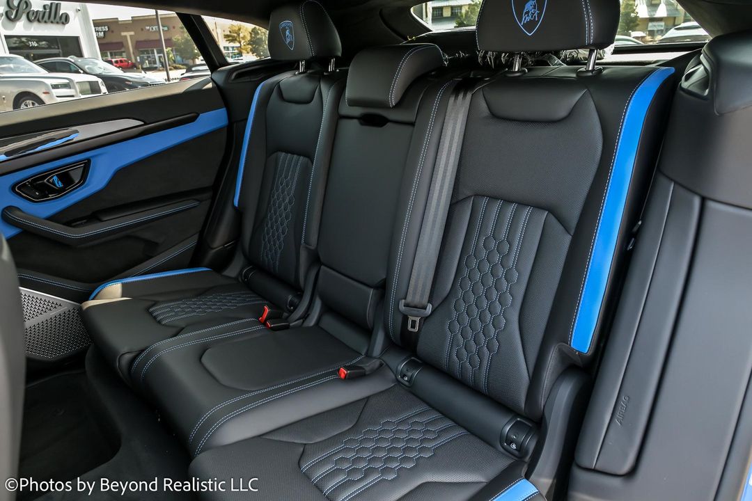 2025 Lamborghini Urus