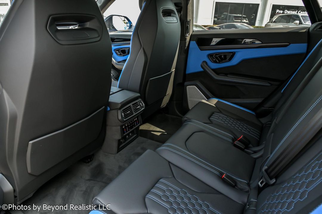 2025 Lamborghini Urus