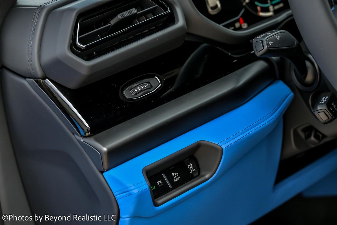 2025 Lamborghini Urus