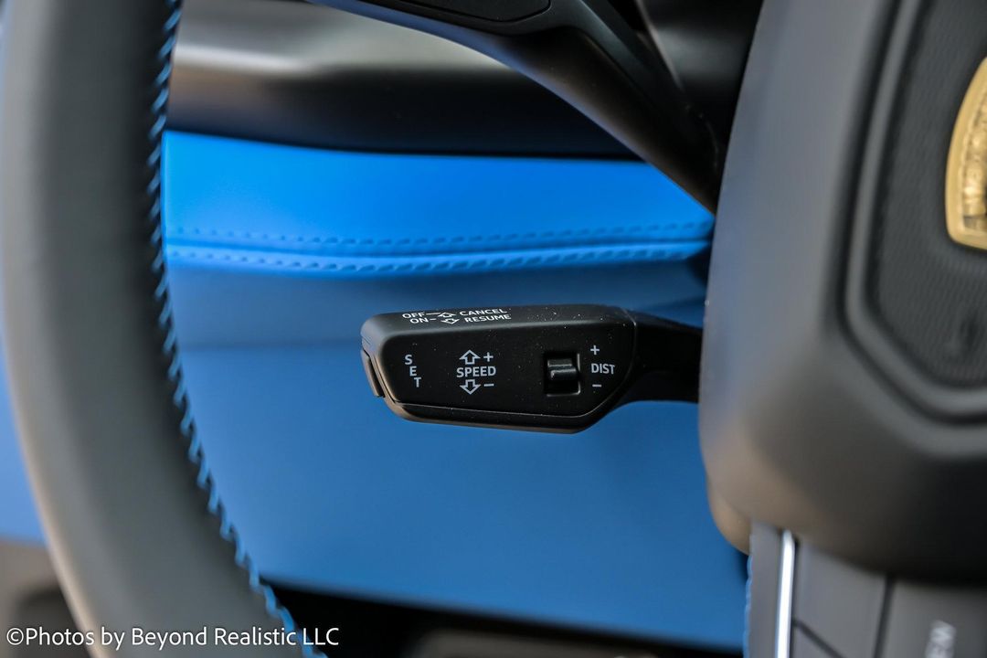 2025 Lamborghini Urus