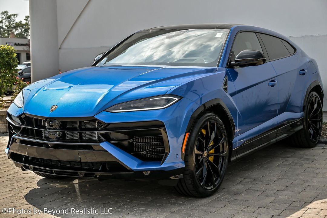 2025 Lamborghini Urus