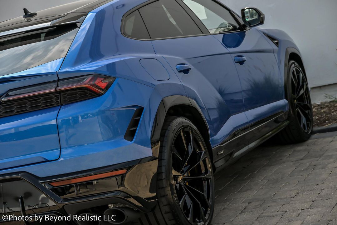 2025 Lamborghini Urus