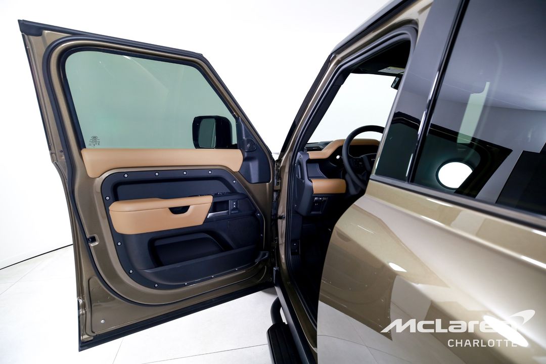 2025 Land Rover Defender