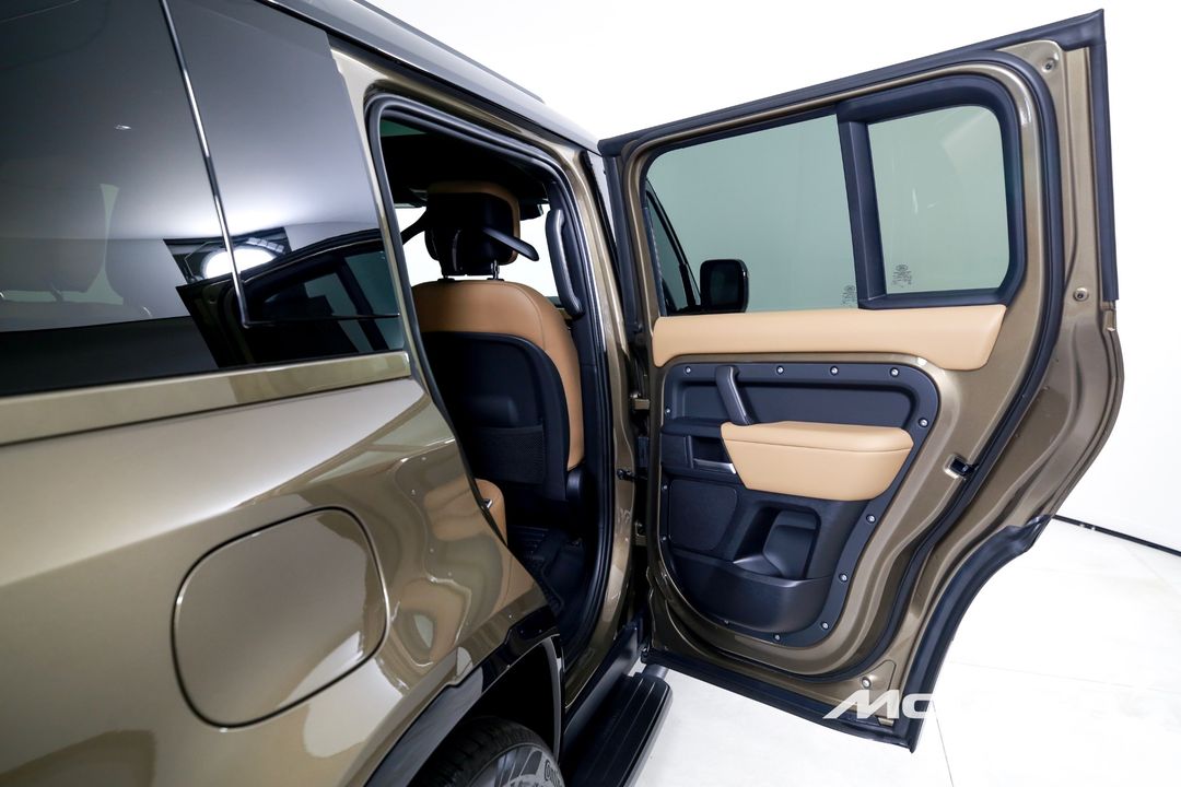 2025 Land Rover Defender