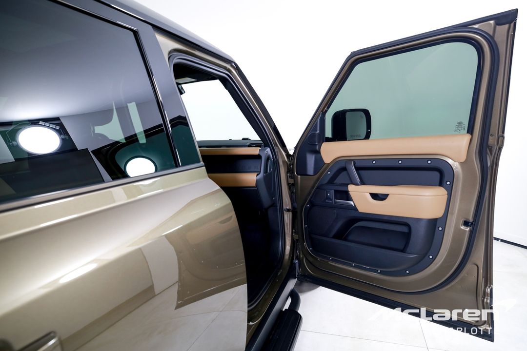 2025 Land Rover Defender