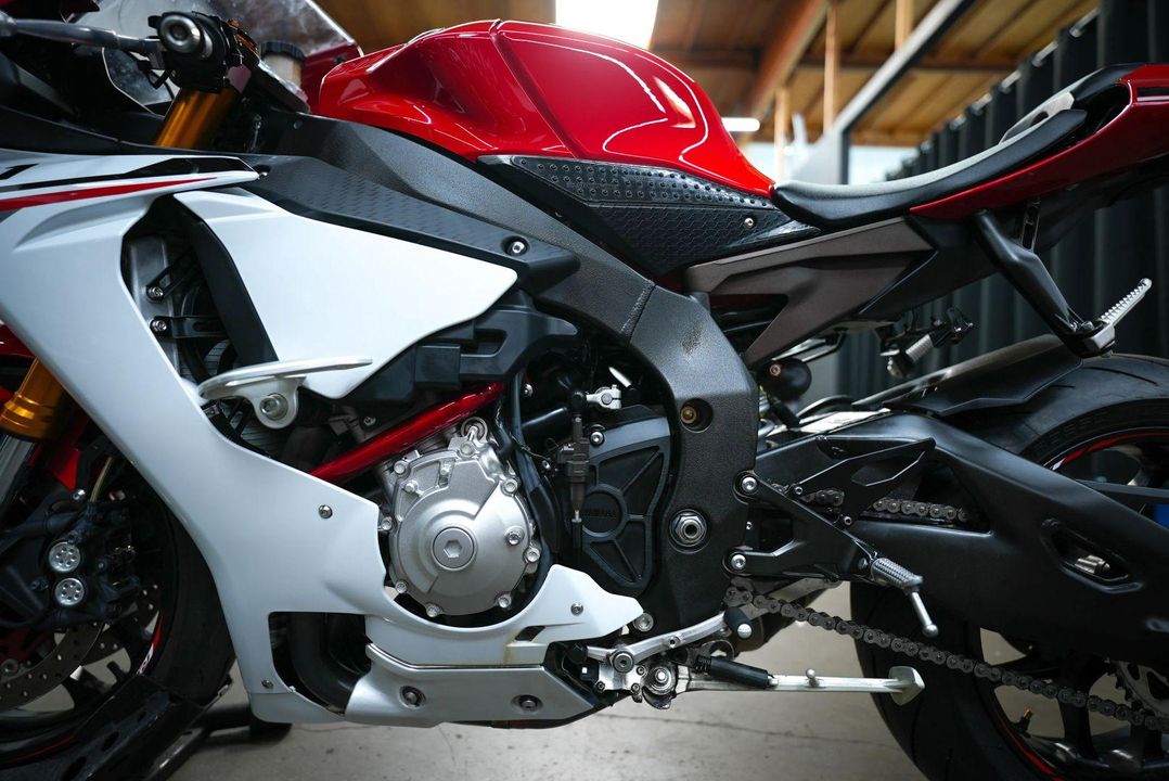 2015 Yamaha YZF-R1