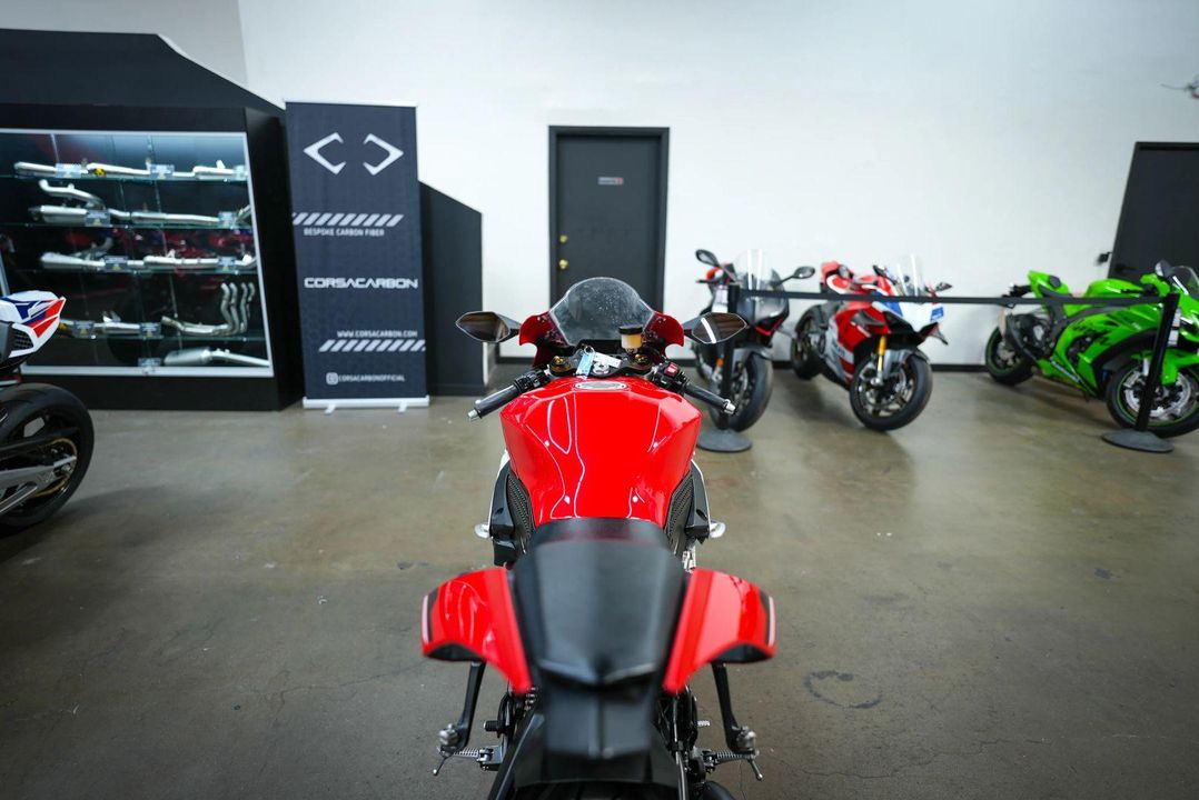 2015 Yamaha YZF-R1