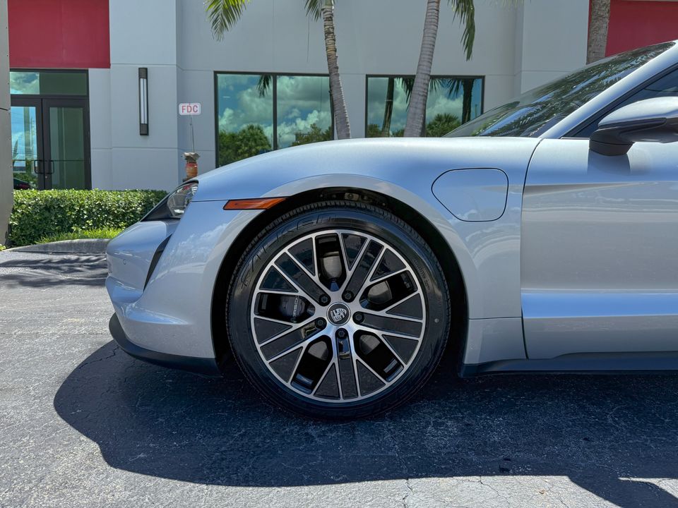 2022 Porsche Taycan