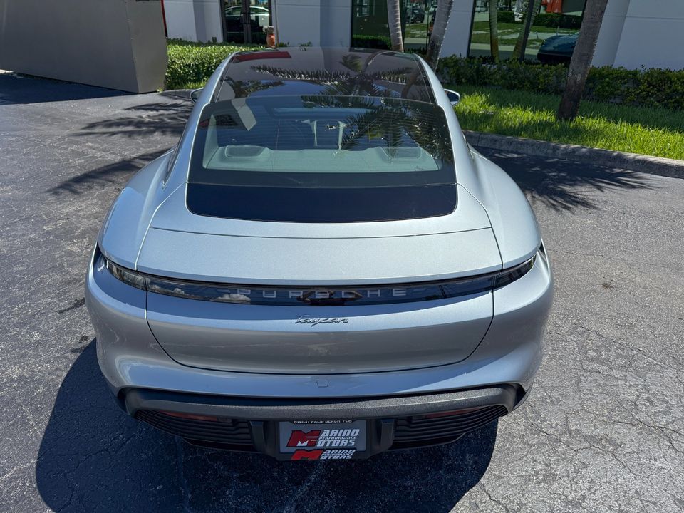 2022 Porsche Taycan