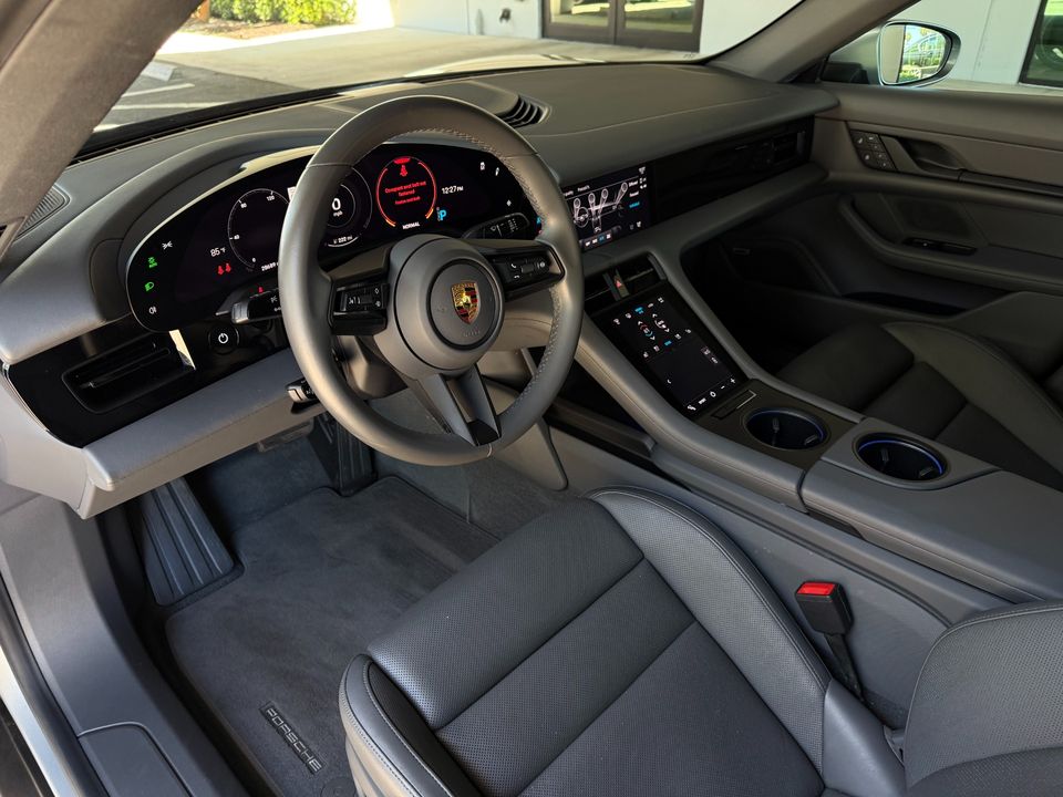 2022 Porsche Taycan