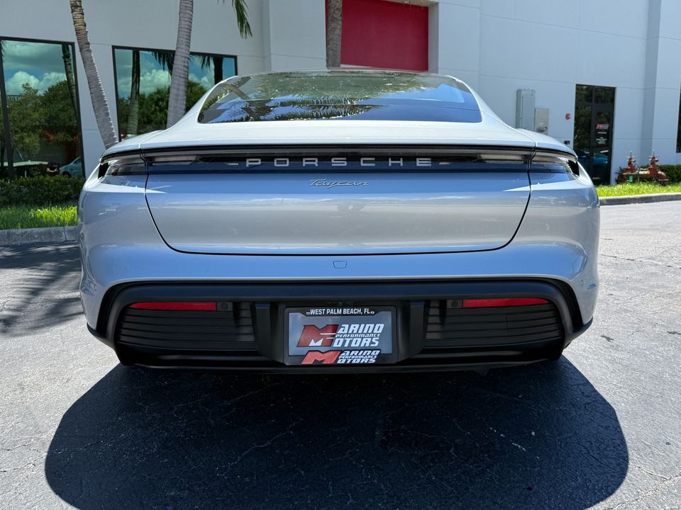 2022 Porsche Taycan