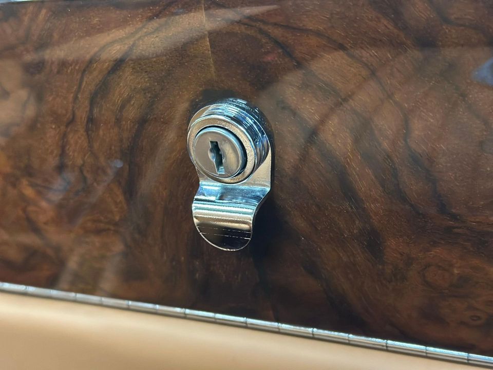 1989 Aston Martin V8 Volante 7.0 Liter Big Bore Specification