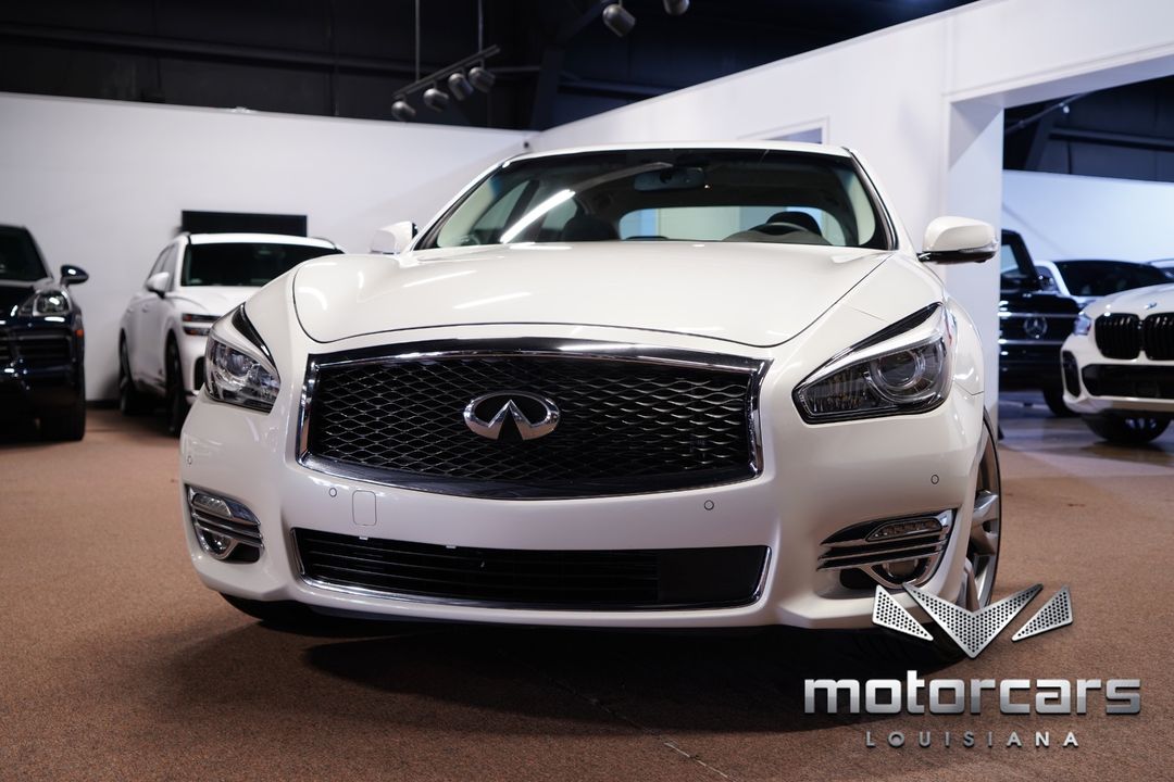 2015 INFINITI Q70L