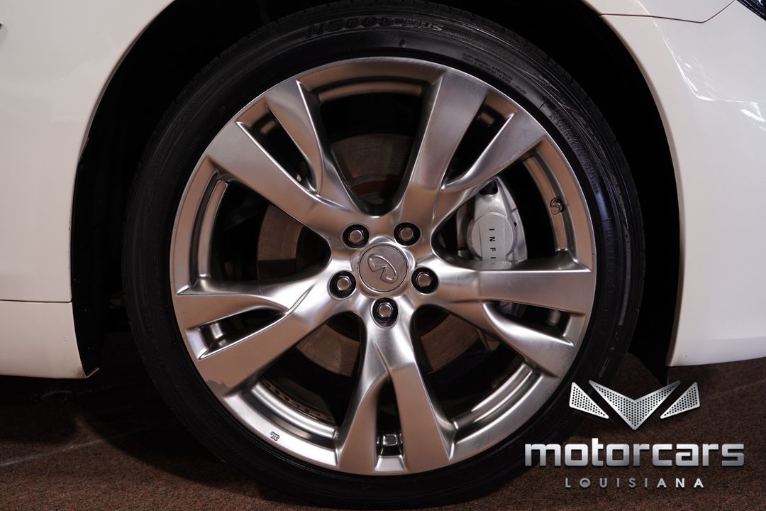 2015 INFINITI Q70L