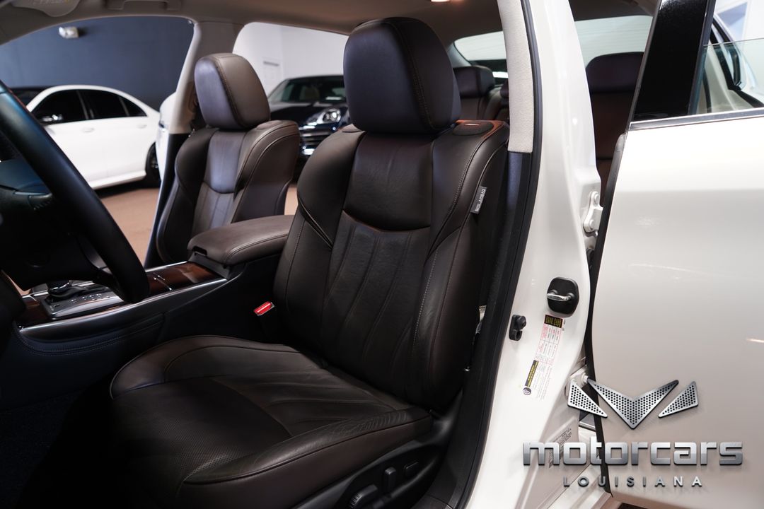 2015 INFINITI Q70L