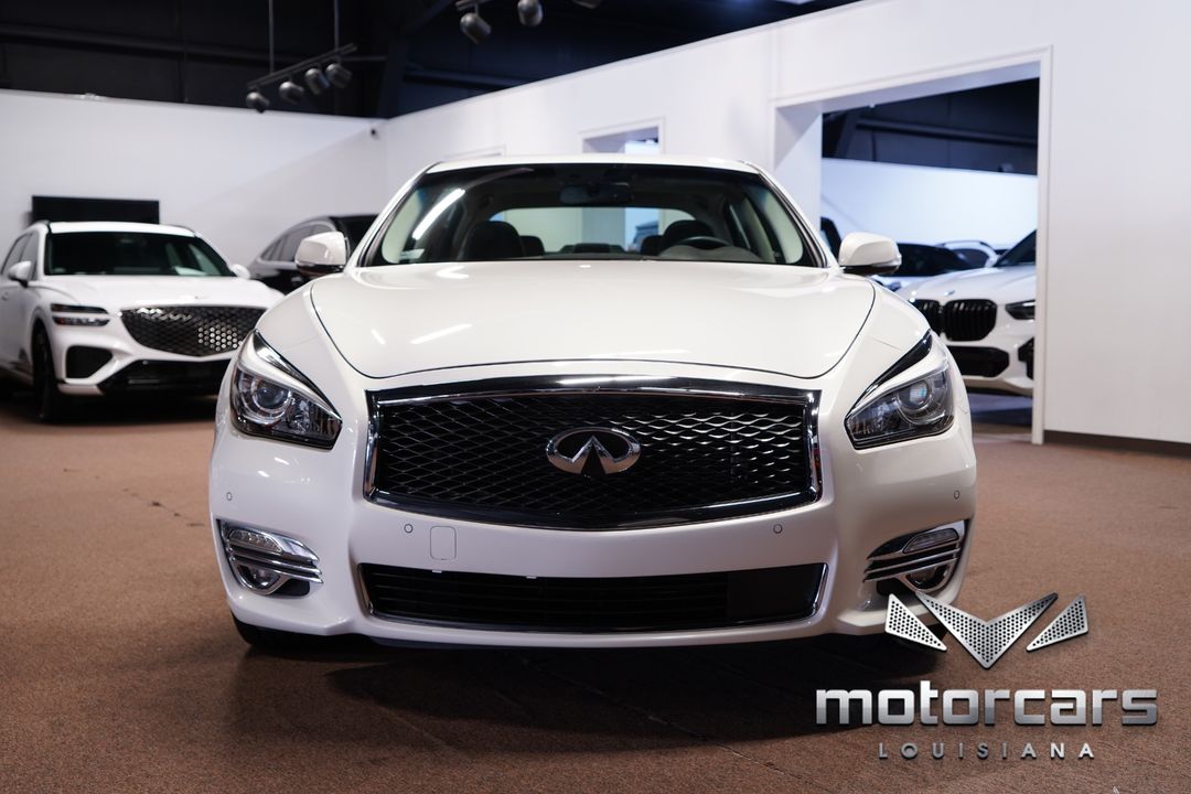 2015 INFINITI Q70L