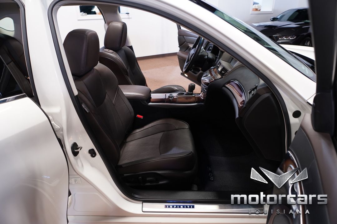 2015 INFINITI Q70L
