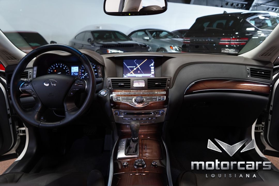 2015 INFINITI Q70L