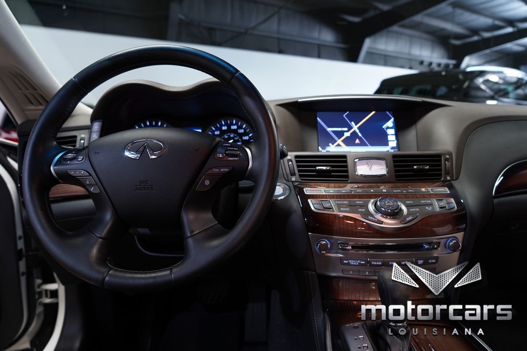 2015 INFINITI Q70L