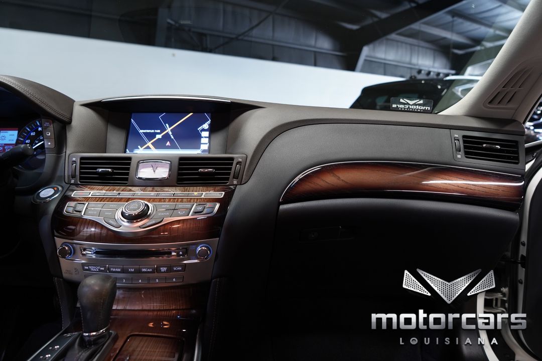 2015 INFINITI Q70L