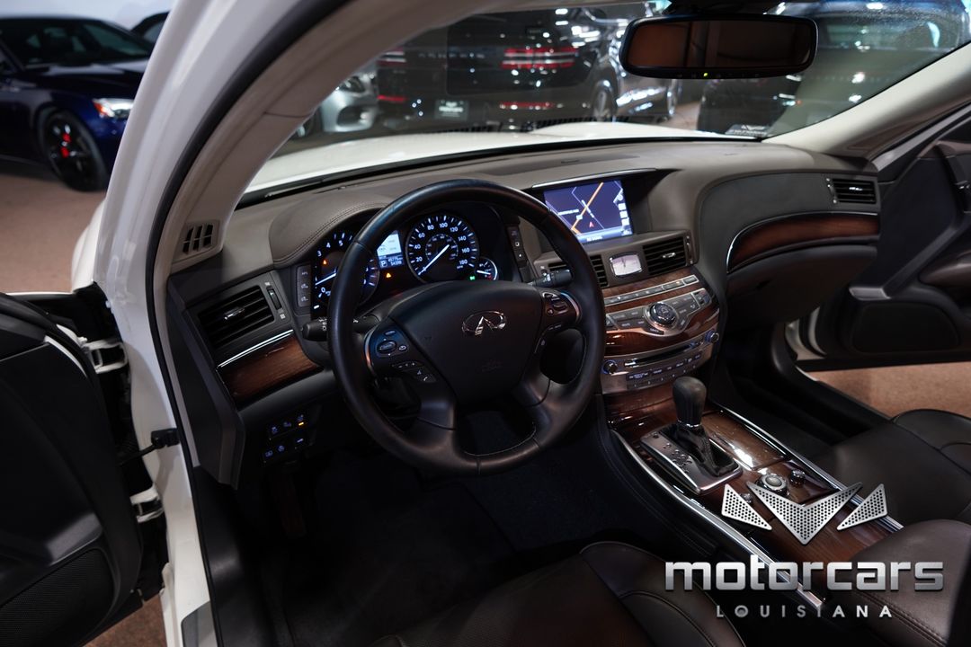 2015 INFINITI Q70L