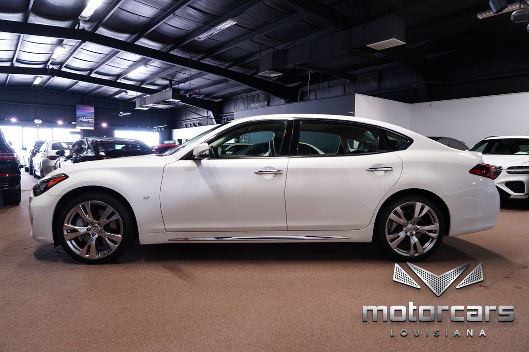 2015 INFINITI Q70L