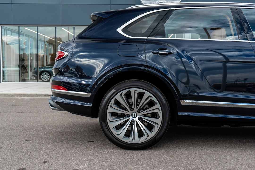2025 Bentley Bentayga