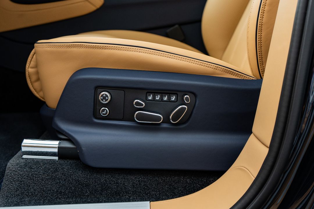 2025 Bentley Bentayga