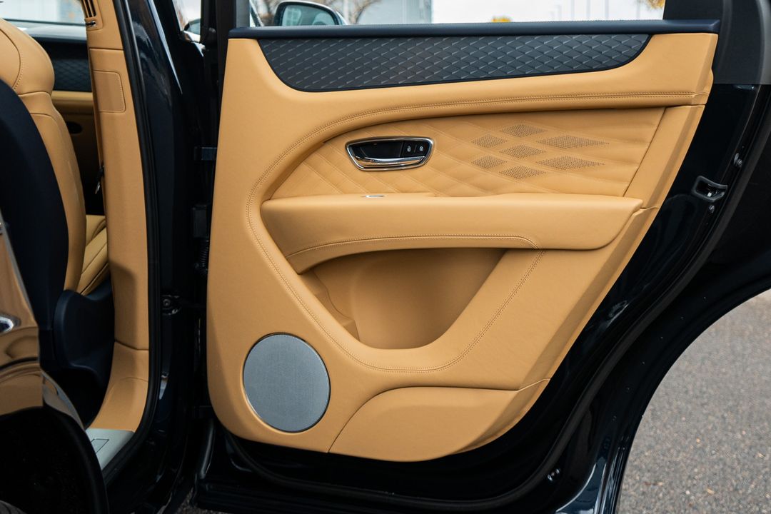 2025 Bentley Bentayga