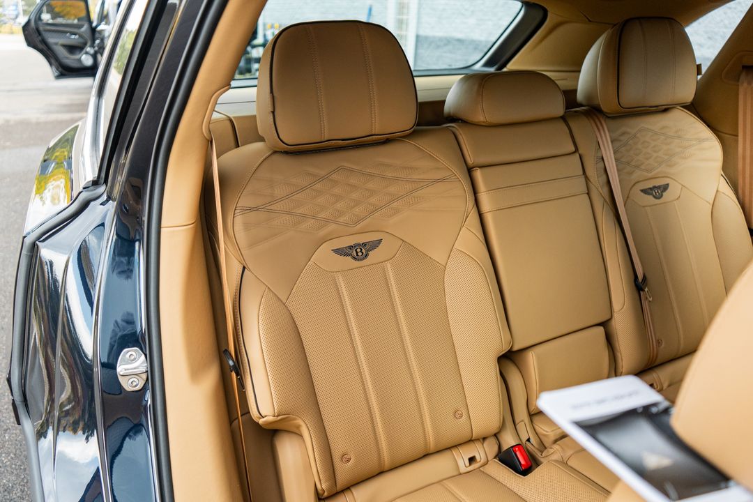2025 Bentley Bentayga