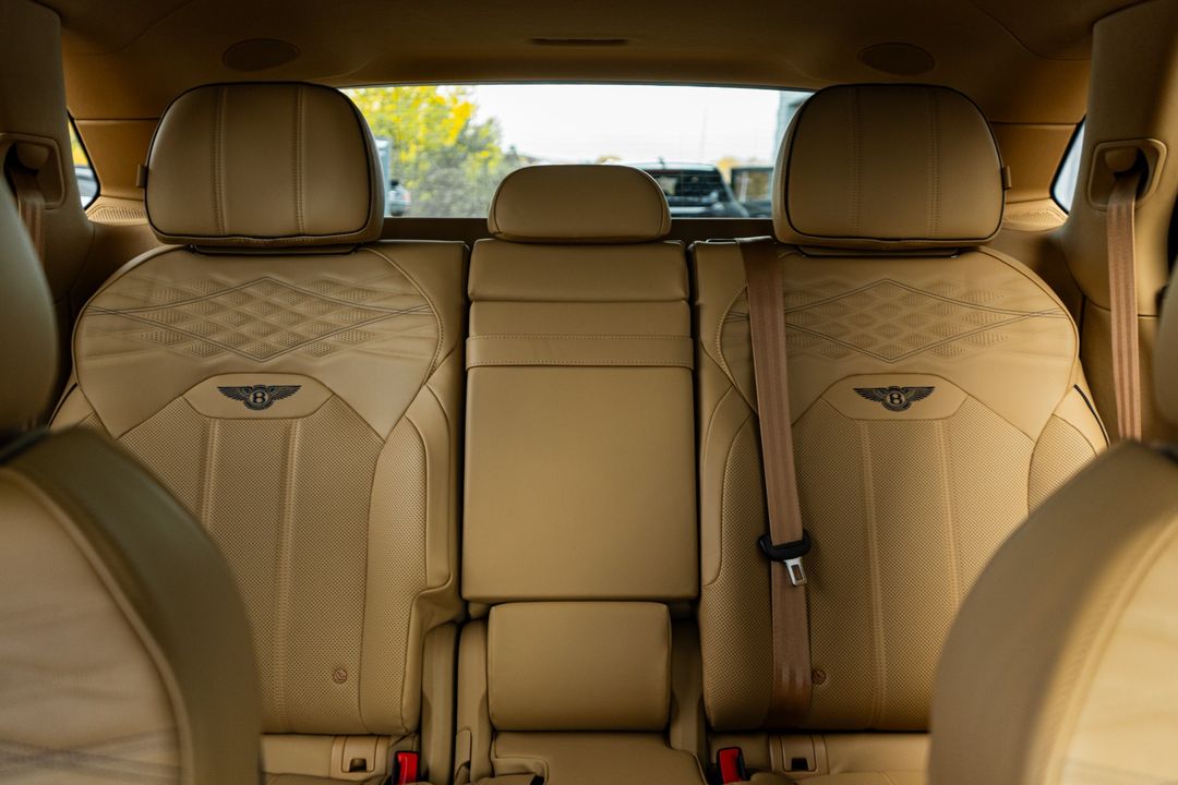 2025 Bentley Bentayga