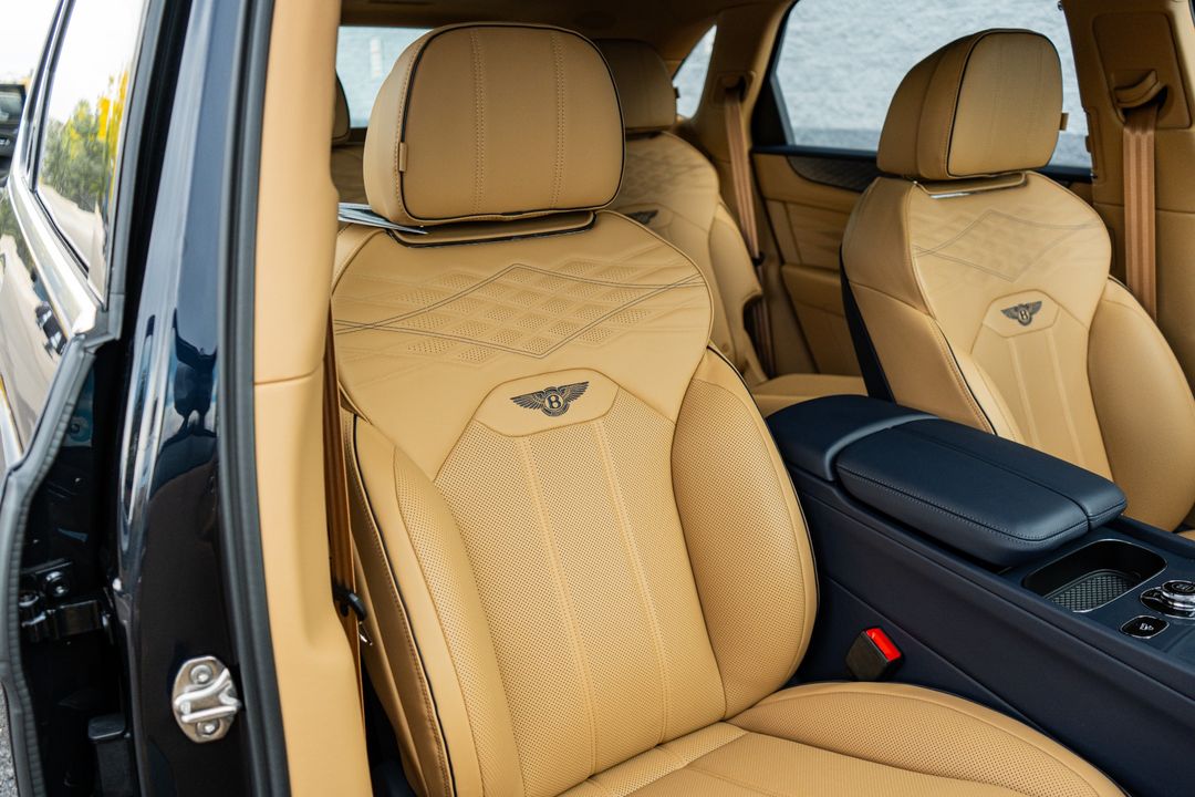 2025 Bentley Bentayga